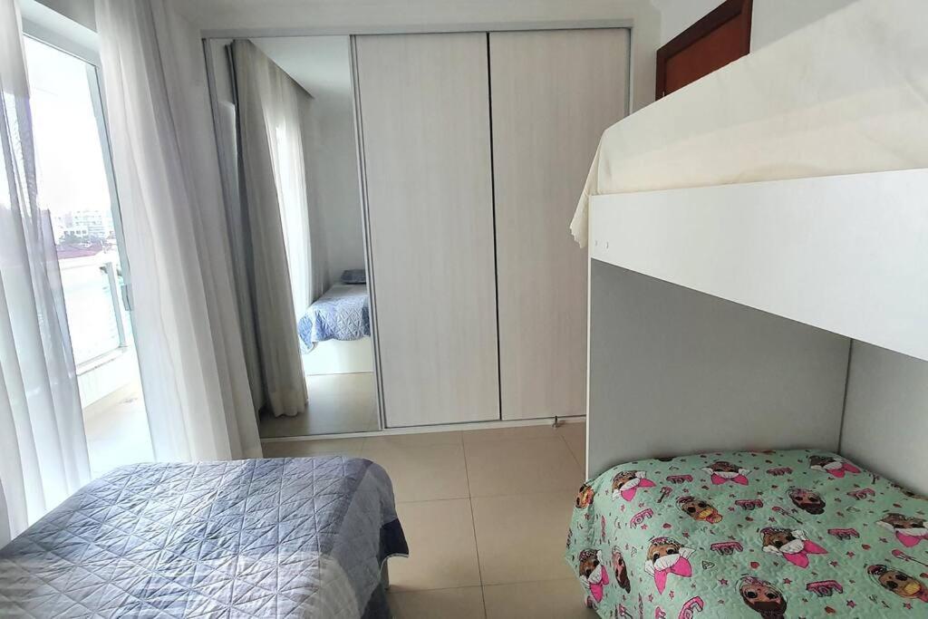 Lindíssimo apartamento, ar condic, 7 min da praia! Apartamento Cabo Frío Exterior foto